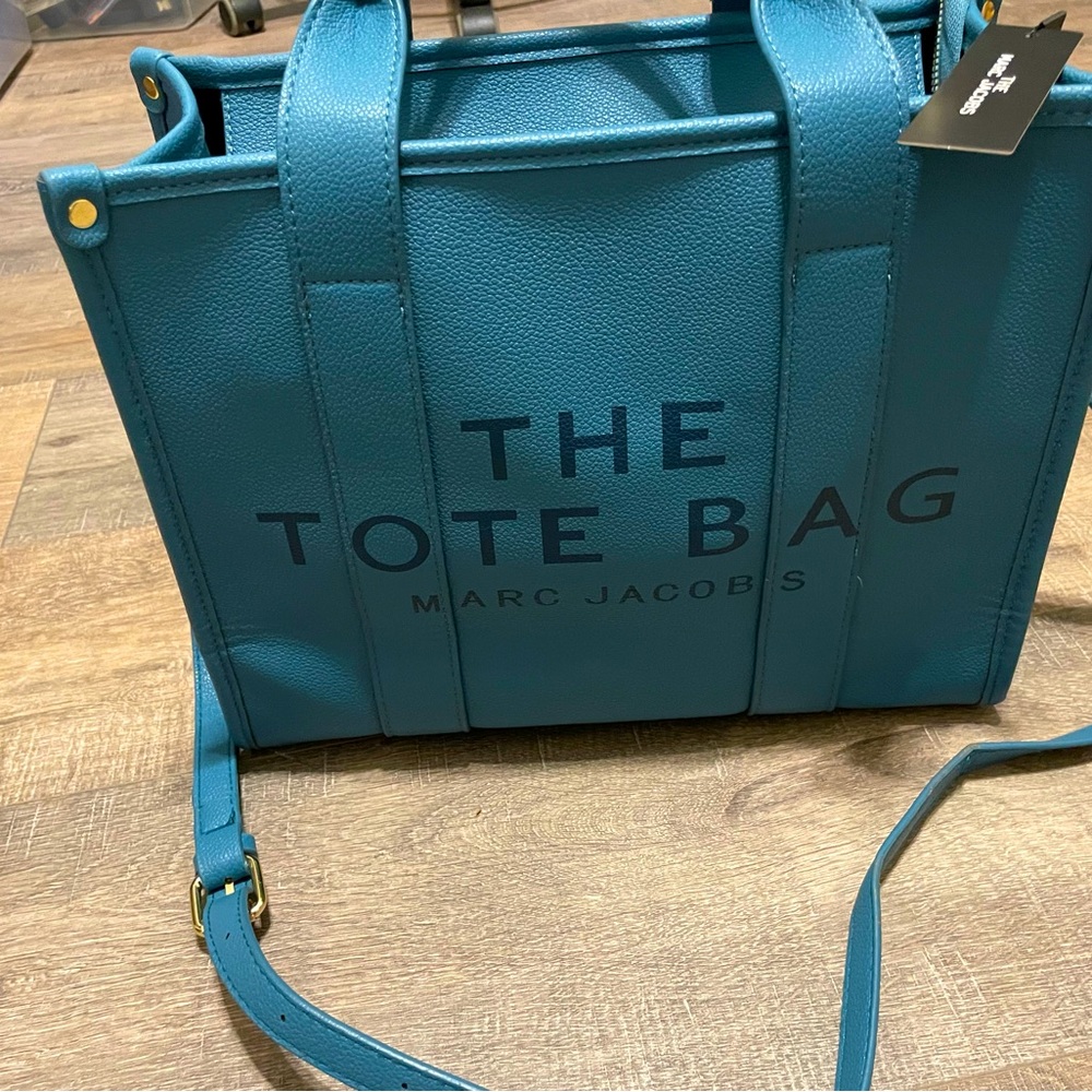 Medium The Tote Bag.